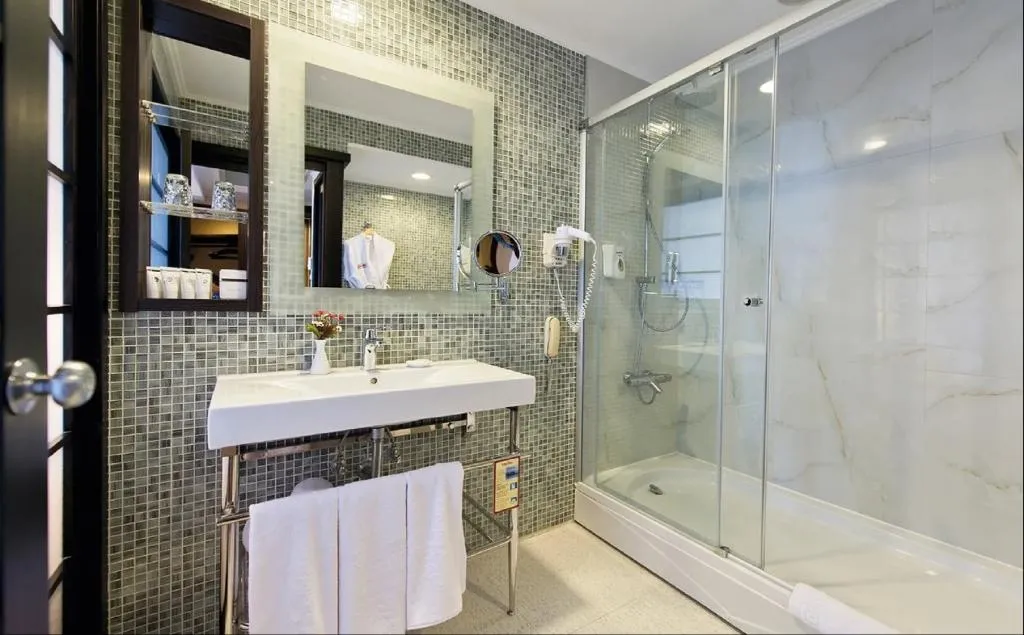 SUITE STANDARD Room, Limak Lara De Luxe Hotel & Resort, Antalya