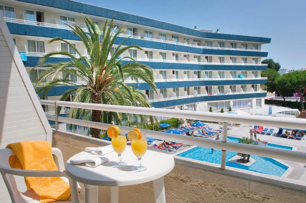 DOUBLE POOL VIEW Room, GHT Aquarium & Spa, Costa Brava