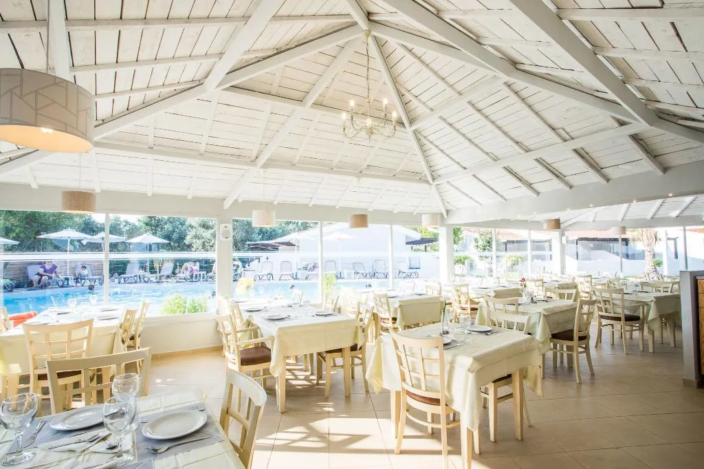 Restaurant, Coral Blue Beach Hotel Gerakini, Halkidiki