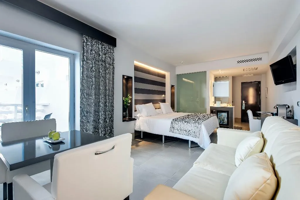 JUNIOR SUITE STANDARD Room, Barceló Hamilton Menorca -Adults Only, Menorca