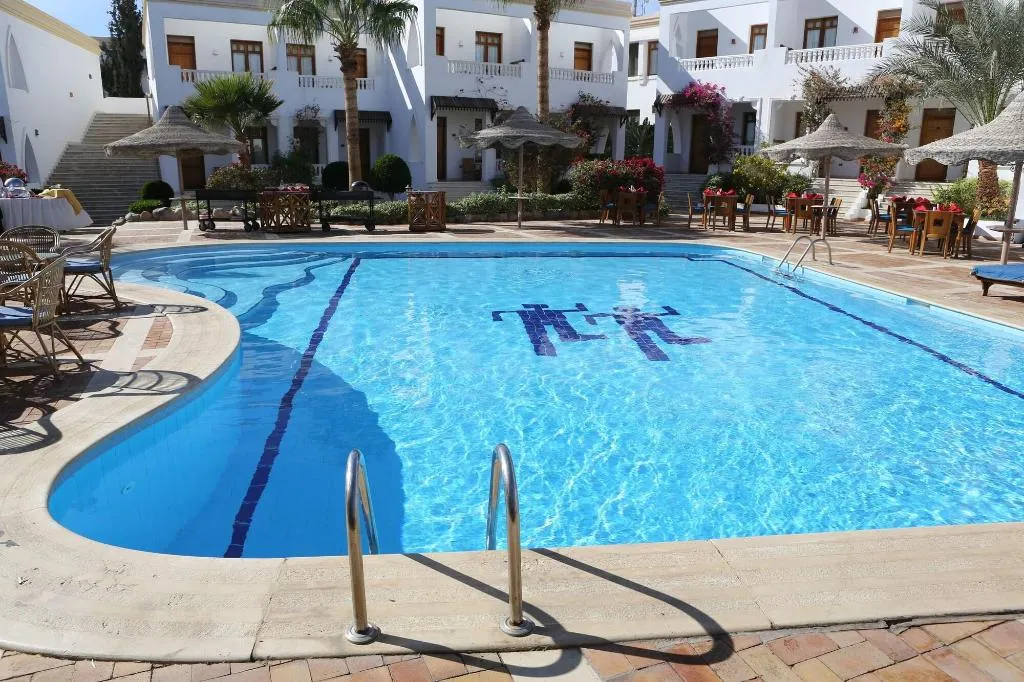 Sports and Entertainment, Club Reef Resort, Red Sea Riviera