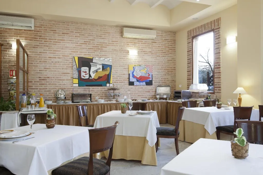 Restaurant, AD Hoc Parque Golf, Valencia
