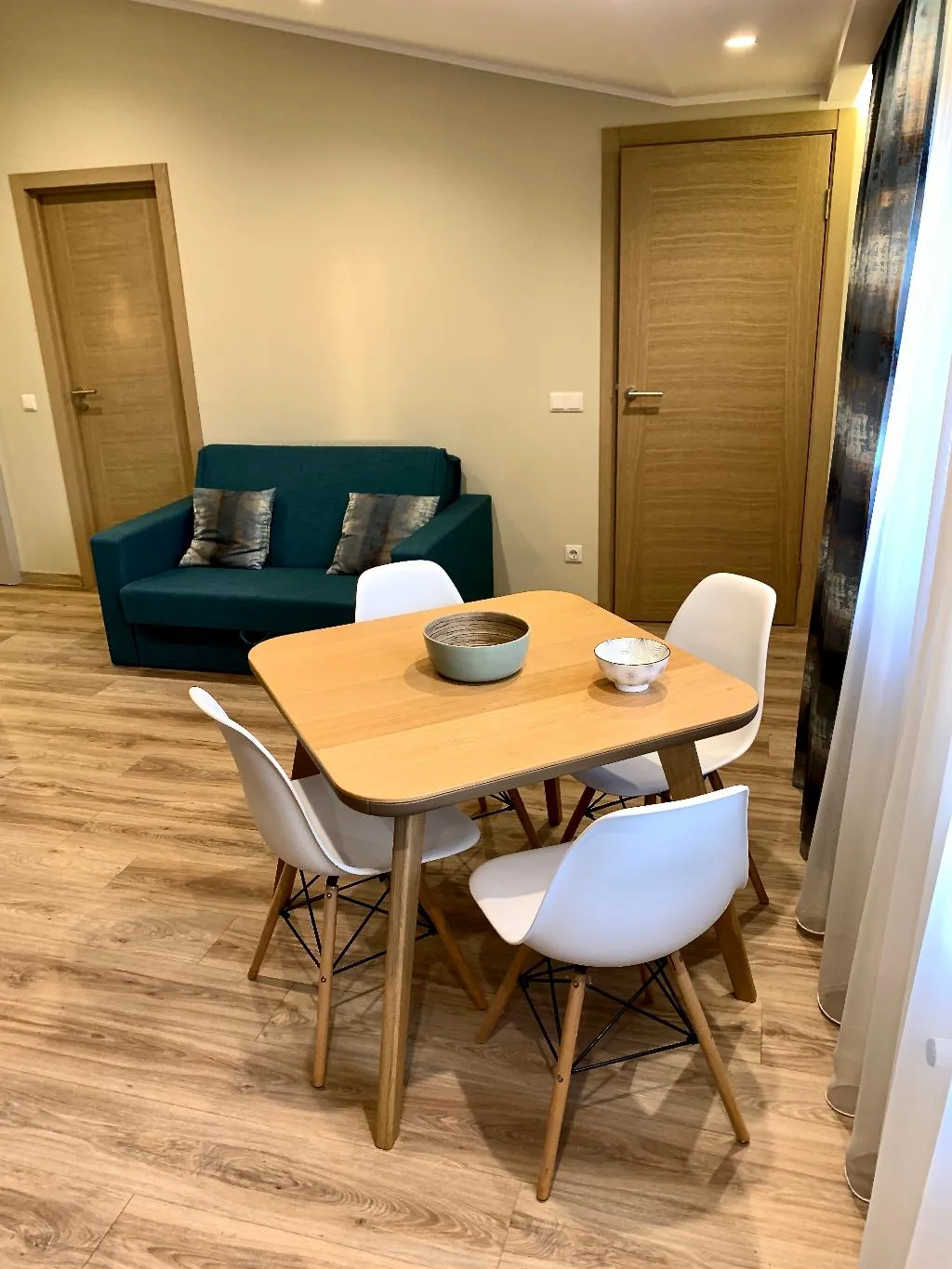 APARTMENT WITH BALCONY Room, Riga Lux Apartments - Ernesta, Riga