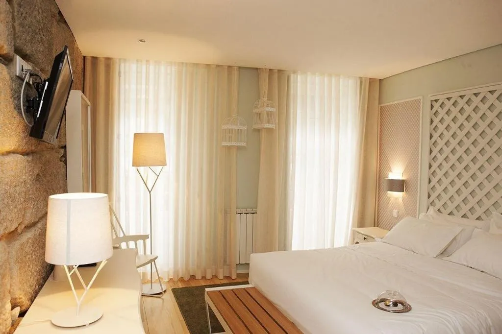 Room, In Porto Gallery Guesthouse, Porto