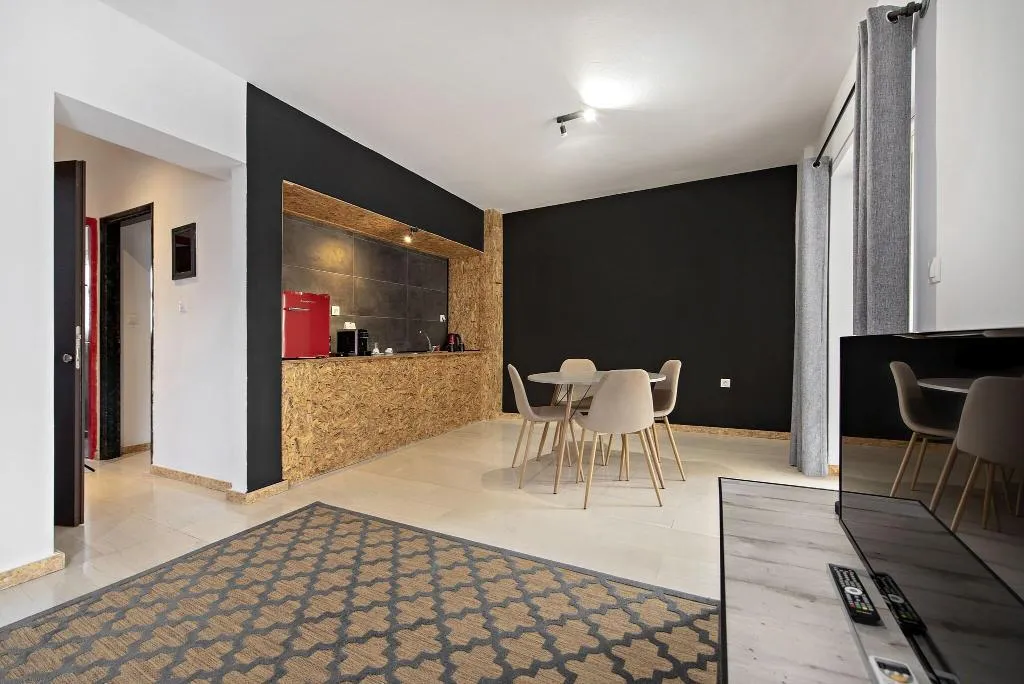 Room, Piraeus Premium Suites, Athens