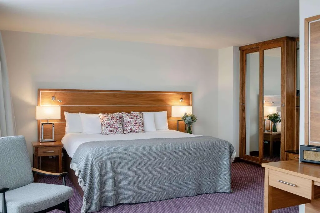 Room EXECUTIVE Room, The Green, Dublin