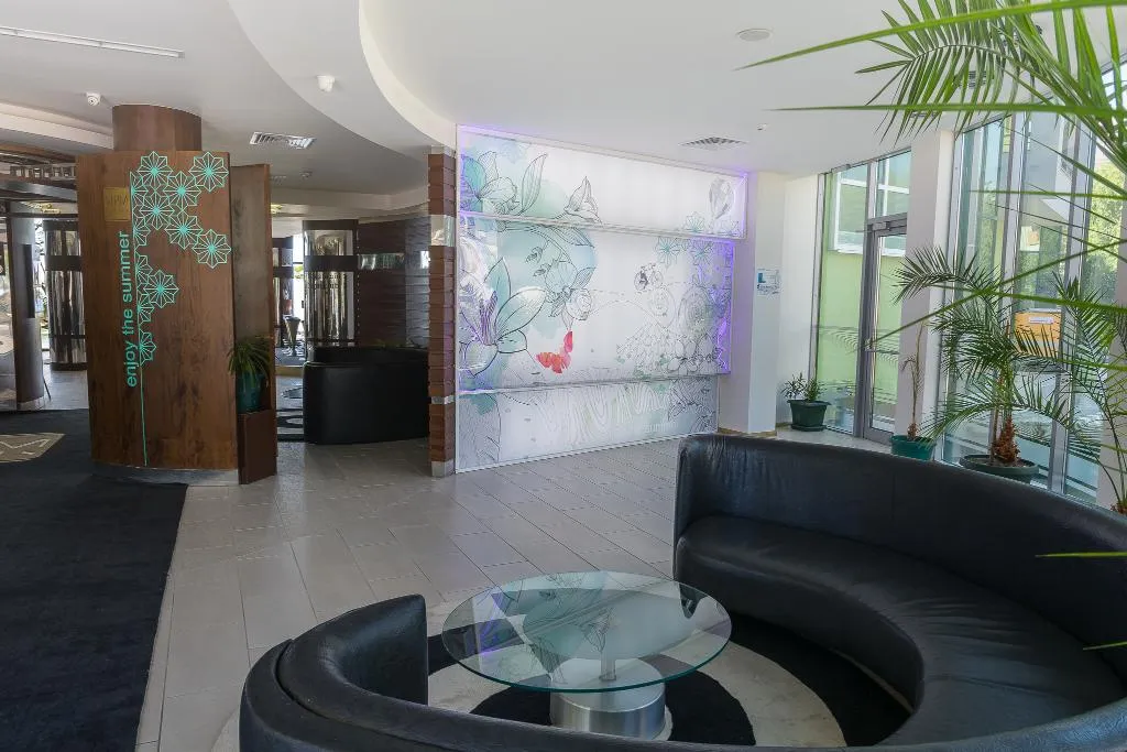 Lobby, MPM Arsena, Bourgas