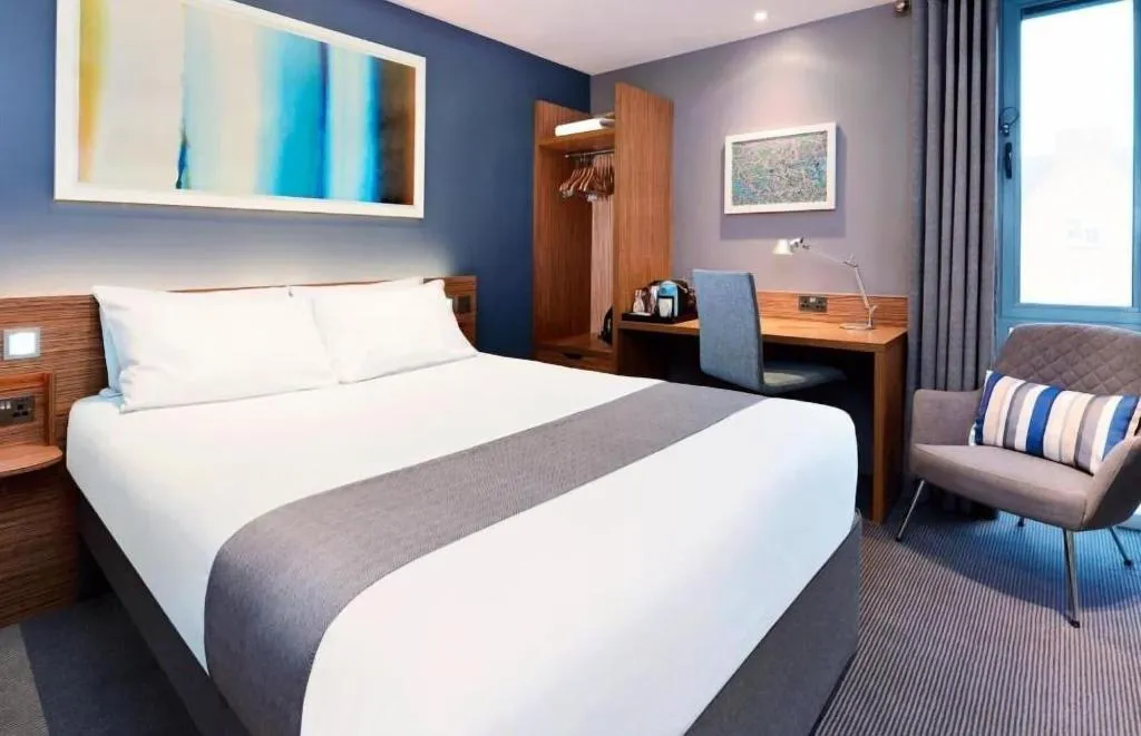 Room, Travelodge Plus Dublin City Centre, Dublin