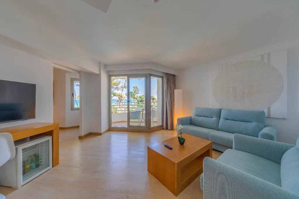 SUITE SIDE SEA VIEW ONE BEDROOM Room, Playa Esperanza Resort, Majorca