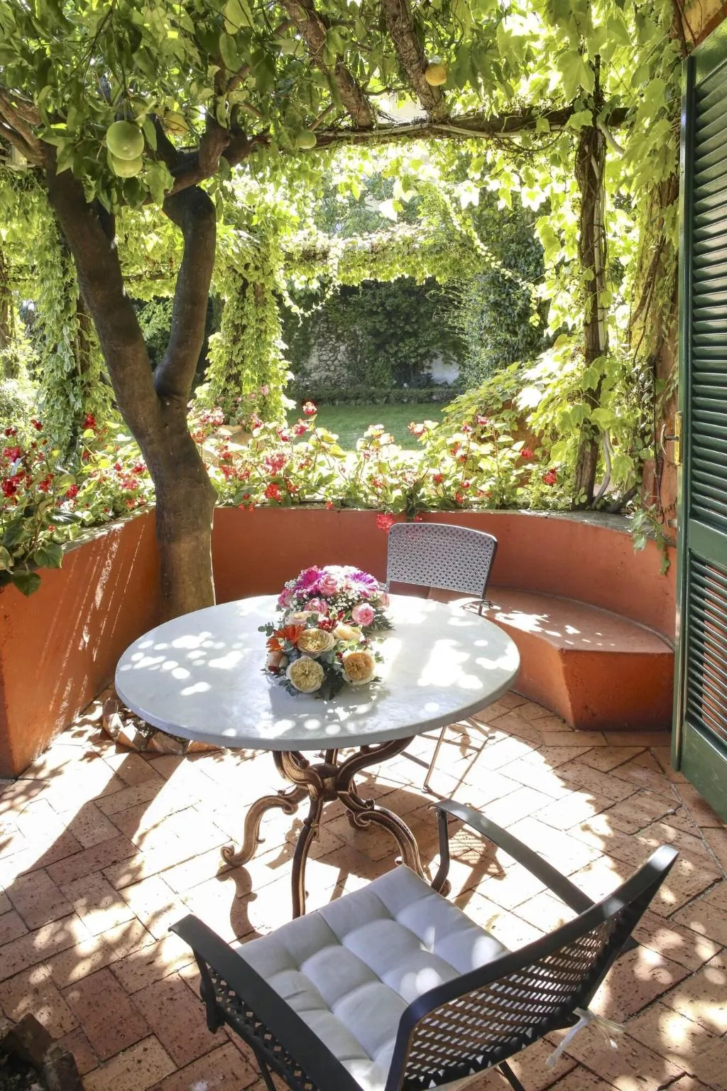 DOUBLE PREMIUM KING BED Room, Hotel Palazzo Confalone, Naples