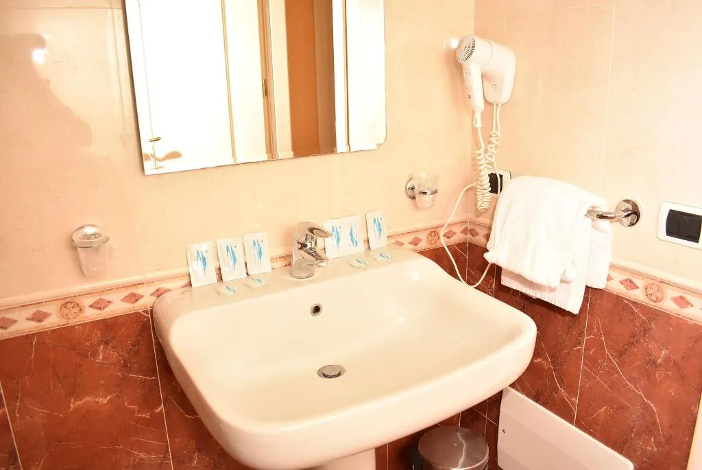 Room, Hotel Miravalle, Naples