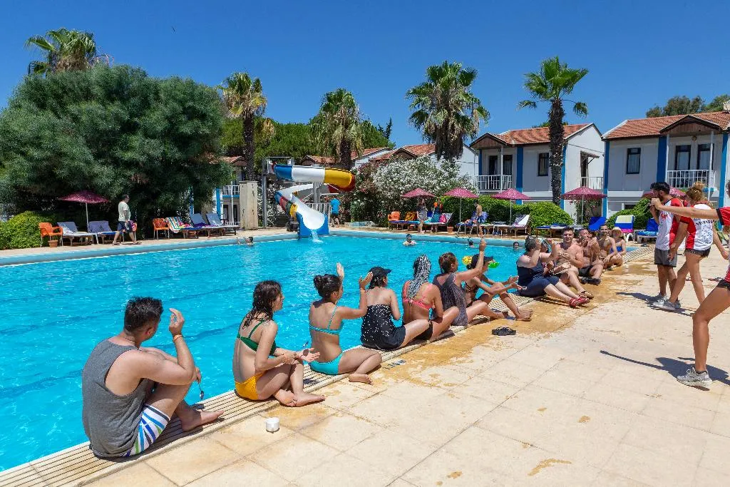 Sports and Entertainment, Santa Family Club Hotel, Izmir