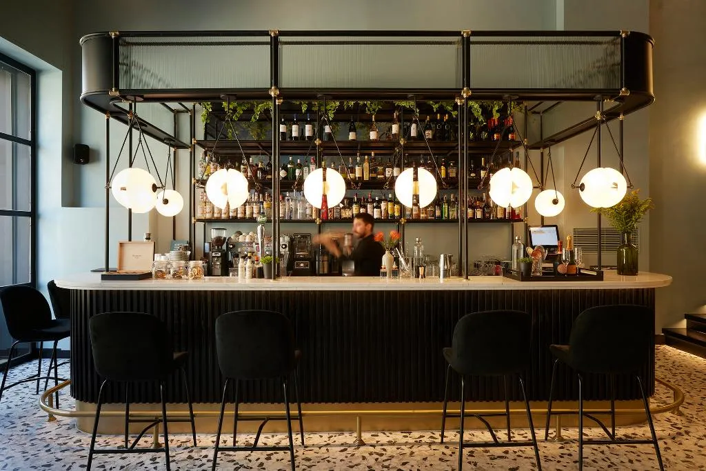 Bar, The Port Square Hotel, Athens