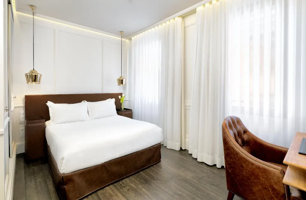 DOUBLE CLASSIC Room, H10 Montcada Boutique Hotel, Barcelona