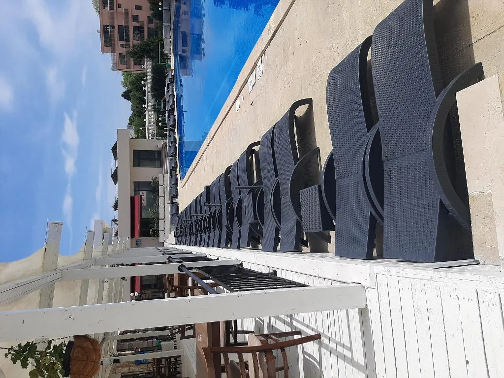 Pool, Detelina, Varna