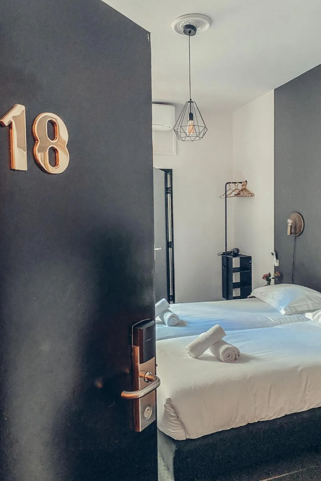 Room, Mr. Monkey Amsterdam, Amsterdam