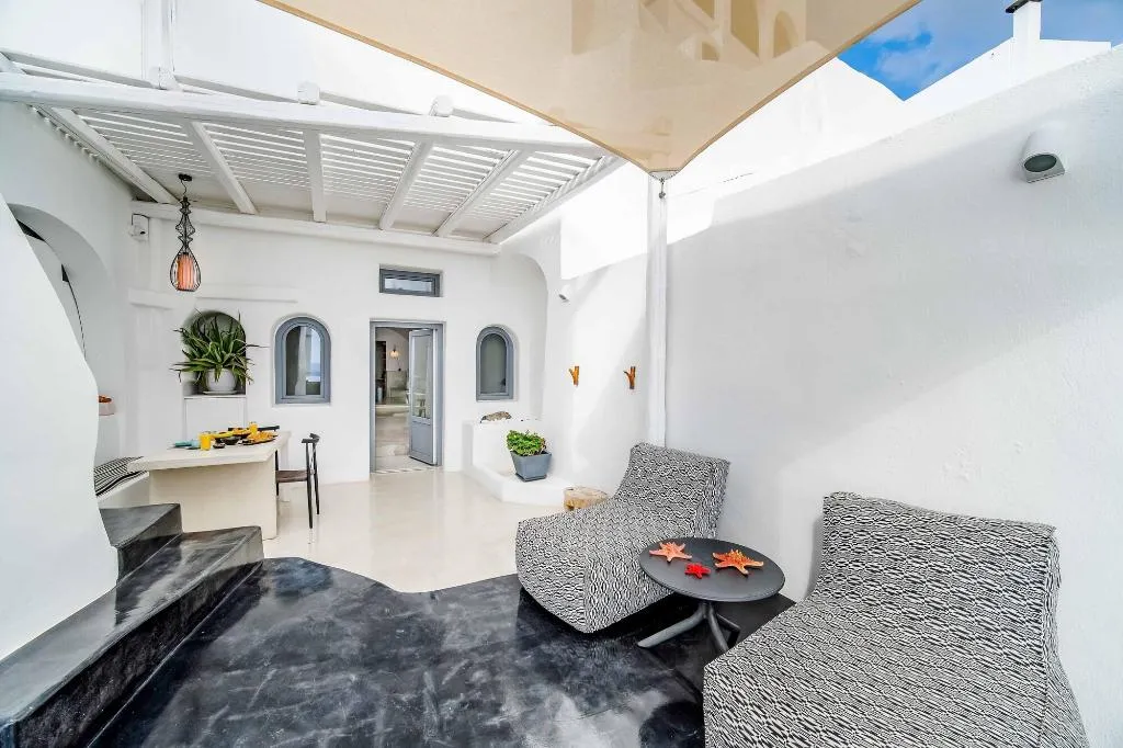 Room, Solstice Luxury Suites, Santorini