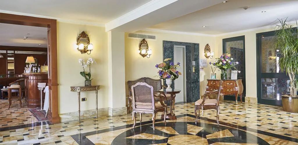 Lobby, Sina Palazzo Sant'Angelo, Venice