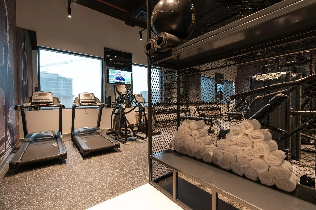 Sports and Entertainment, Studio One Hotel, Dubai
