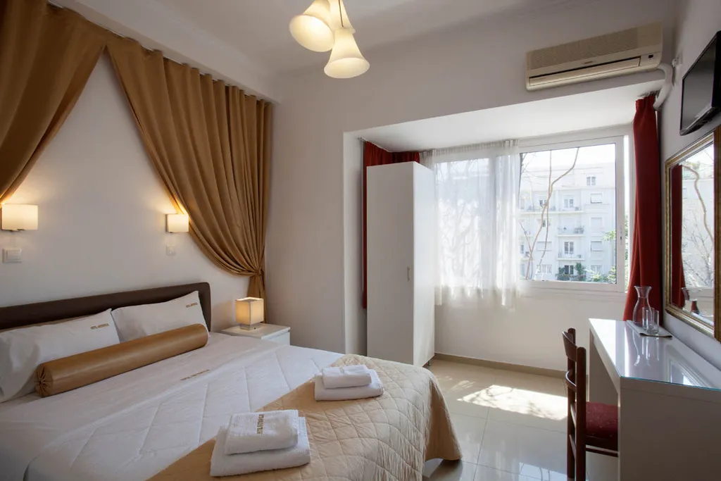 DOUBLE SUPERIOR Room, Metropolis, Athens