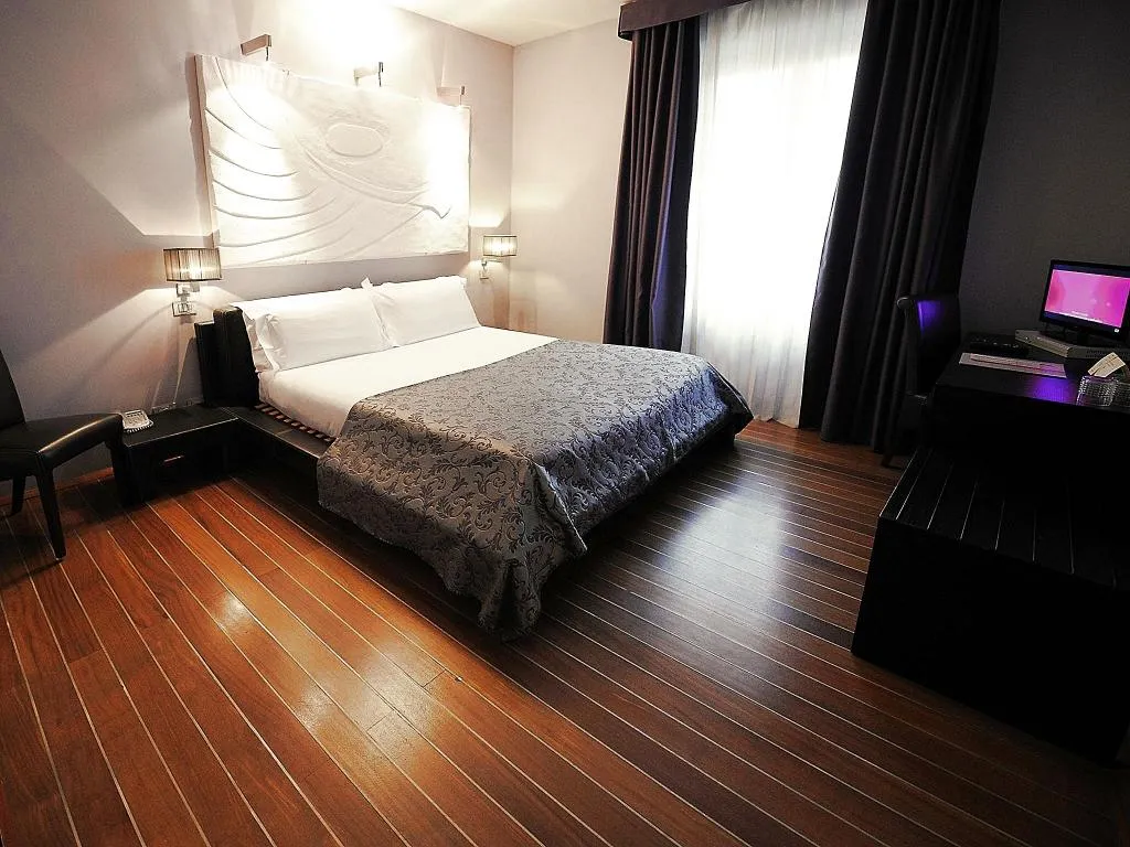 DOUBLE SUPERIOR Room, Borghese Palace Art Hotel, Florence