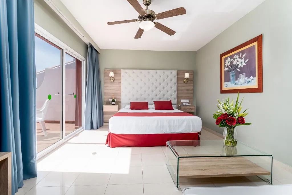 Double or Twin SUPERIOR Room, Los Arcos, Costa Del Sol