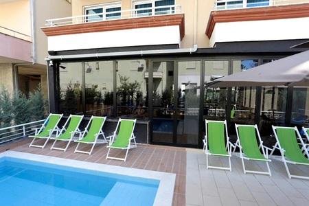 Alvin Comfort Hotel, Durres