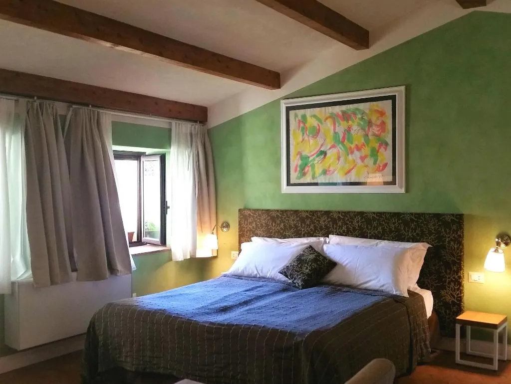 Room, La Corte Dei Limoni, Catania