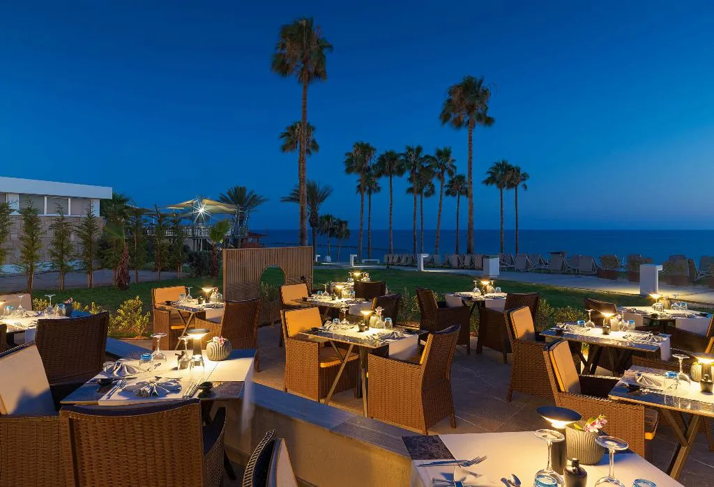 Restaurant, Alexander The Great Beach Hotel, Cyprus