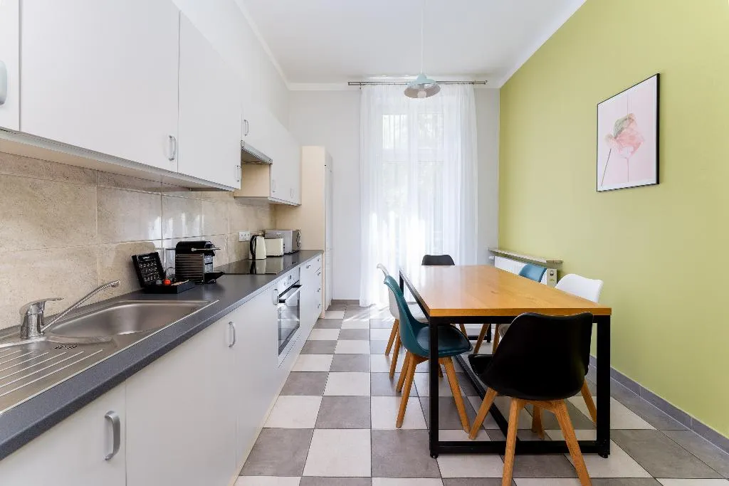 APARTMENT DELUXE WITH BALCONY Room, 1898 Parkside Boutique Residence, Krakow