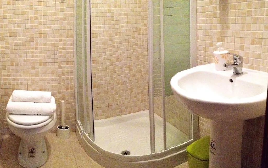 Room, Meltin Rome Guesthouse, Naples