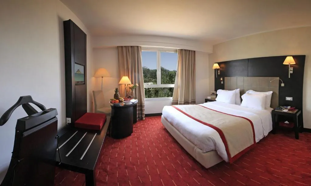 DOUBLE BUSINESS Room, Golden Tulip El Mechtel, Tunisia