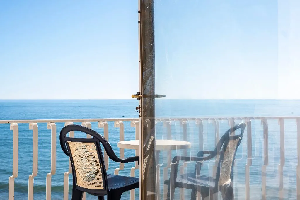 DOUBLE SUPERIOR SIDE SEA VIEW Room, Maga Circe, Rome