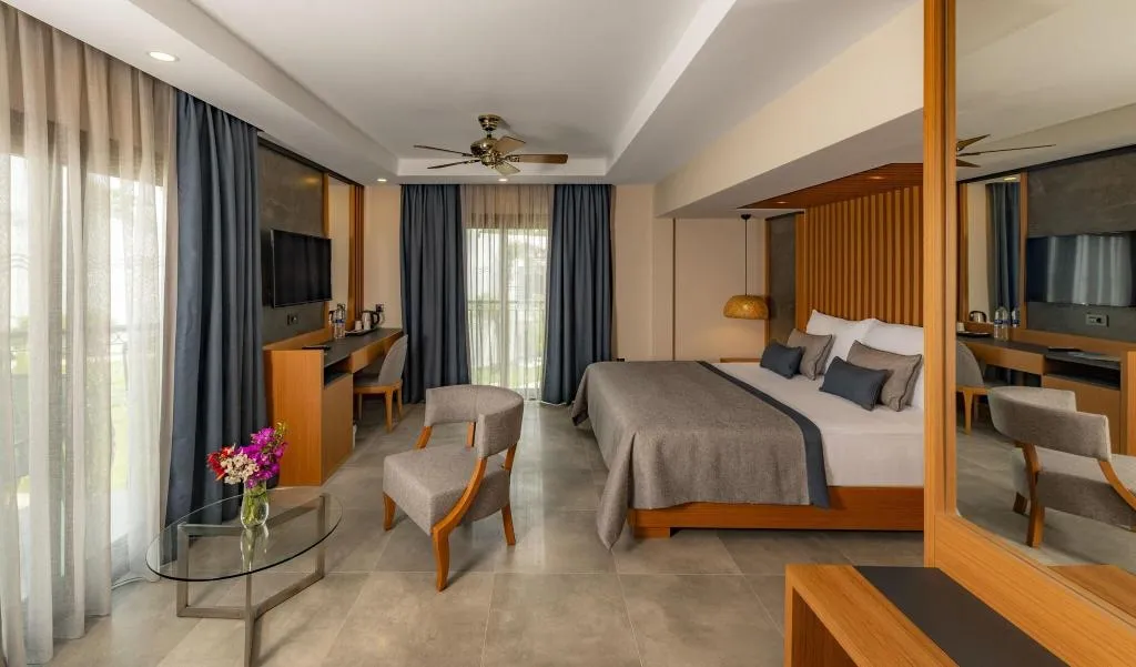 Room, Samara, Bodrum