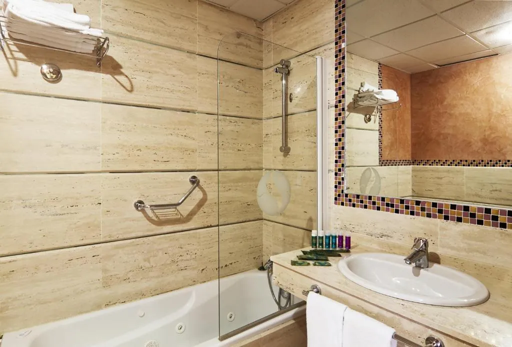 TRIPLE STANDARD Room, Hotel Fénix Torremolinos Adults Only Recommended, Costa Del Sol