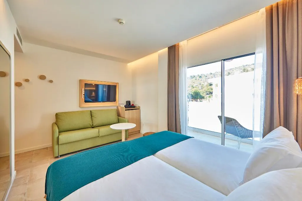Double or Twin STANDARD Room, Universal Hotel Aquamarin, Majorca