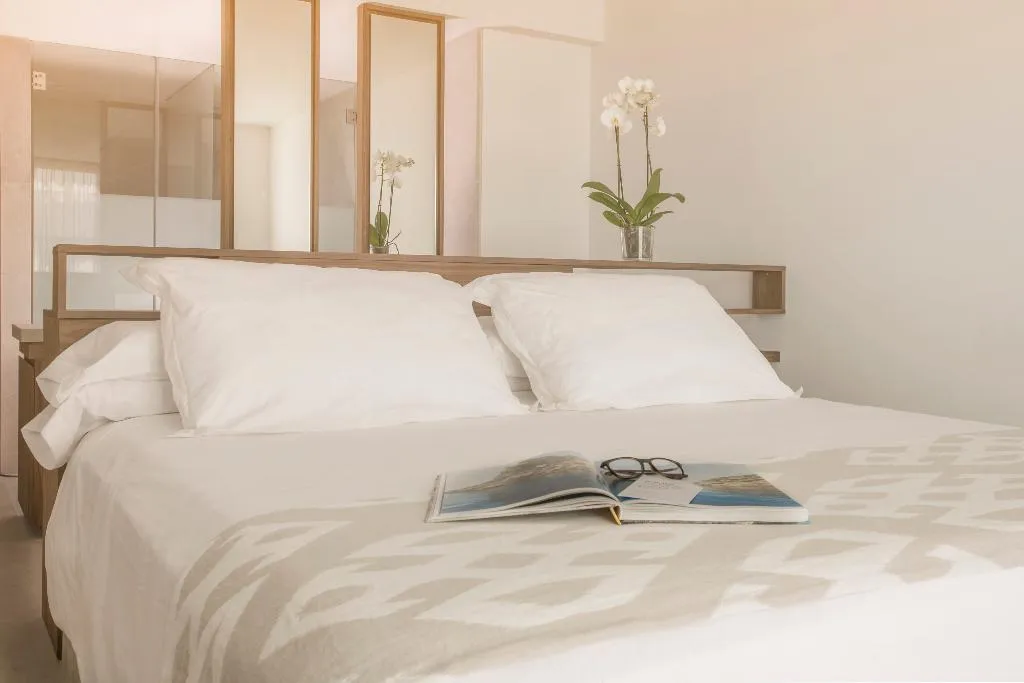 DOUBLE SINGLE USE STANDARD Room, Es Princep, Majorca