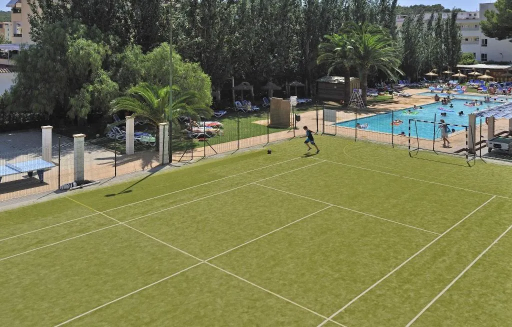 Sports and Entertainment, Globales Resort - Santa Ponsa Park, Majorca