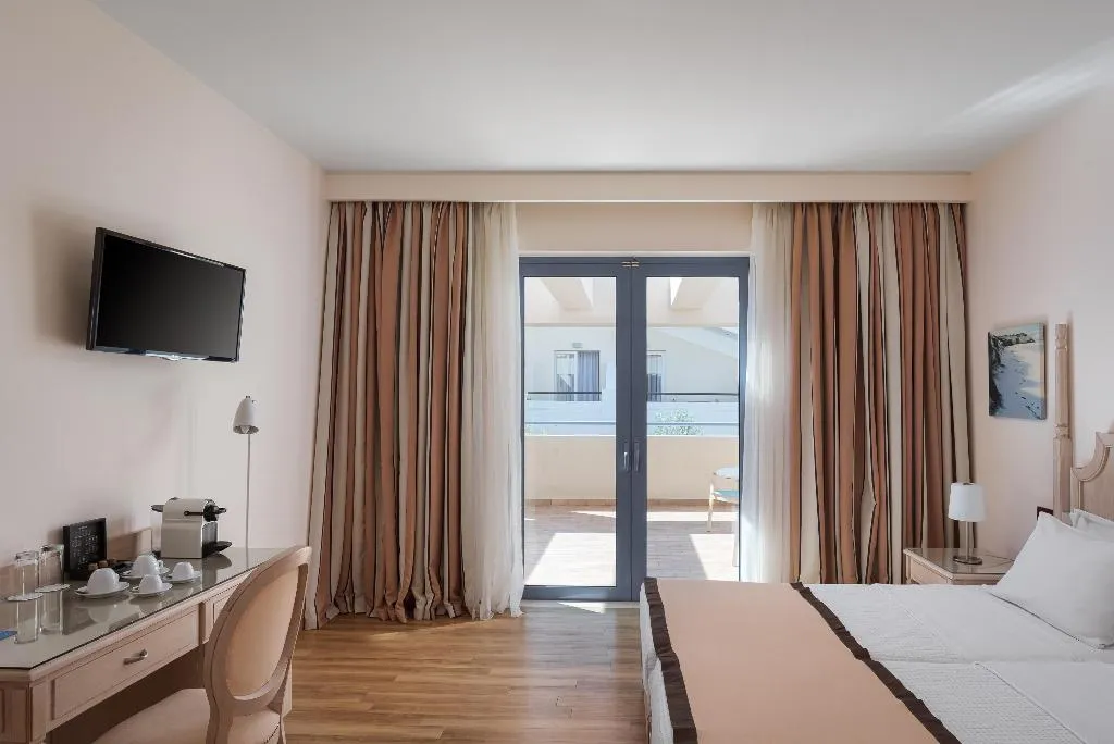 JUNIOR SUITE STANDARD Room, Alkyon Resort Hotel & SPA, Kalamata