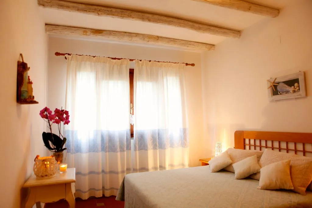 APARTMENT CAPACITY 4 Room, Villa Antonina, Olbia
