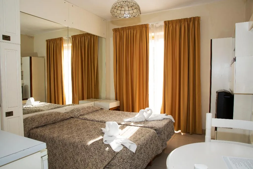 APARTMENT TWO BEDROOMS Room, The Bugibba Hotel, Malta