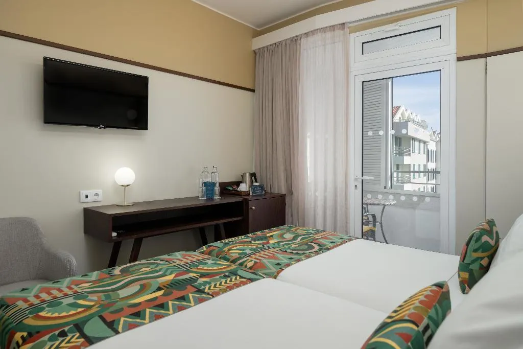 Double or Twin WITH BALCONY Room, Madeira, Madeira