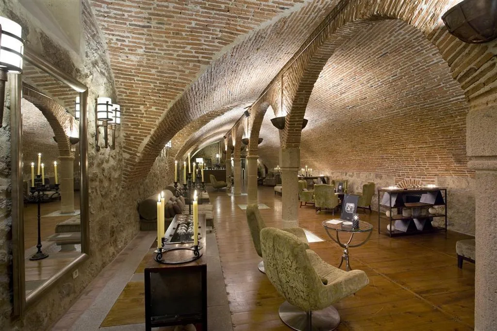 Bar, Parador de Plasencia, Madrid