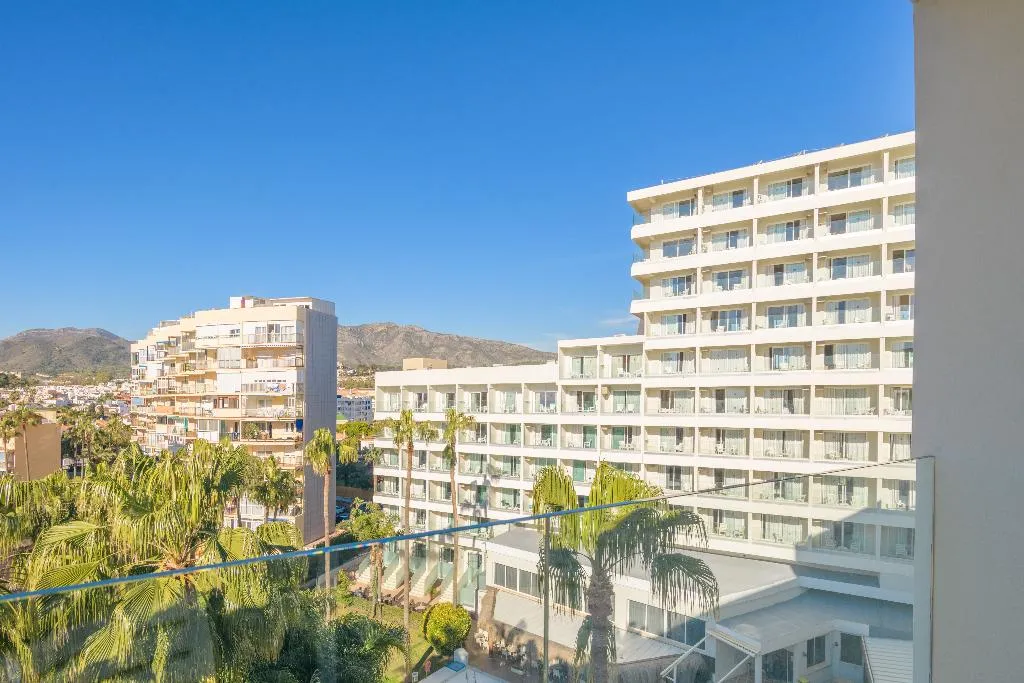 QUADRUPLE STANDARD Room, Hotel Parasol by Dorobe, Costa Del Sol