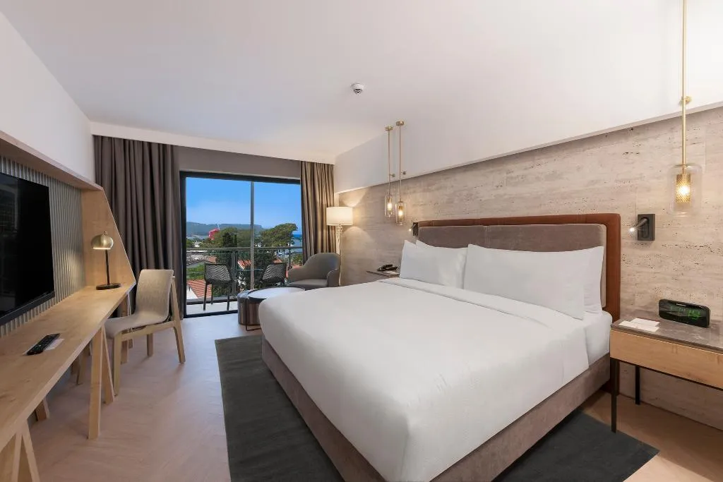 DOUBLE DELUXE SEA VIEW Room, DoubleTree By Hilton Antalya Kemer, Antalya