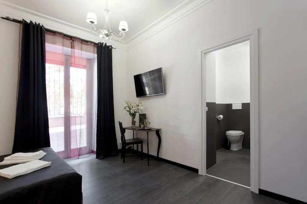 Room, Secret Rhome, Rome