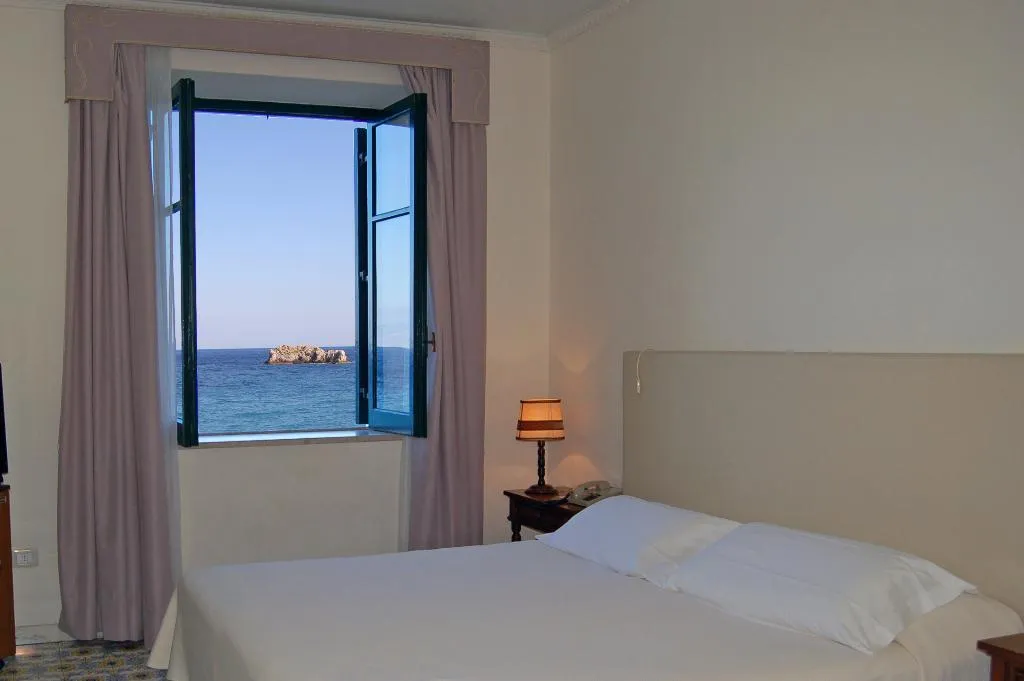 DOUBLE SINGLE USE ECONOMY Room, Lido Mediterranee, Taormina
