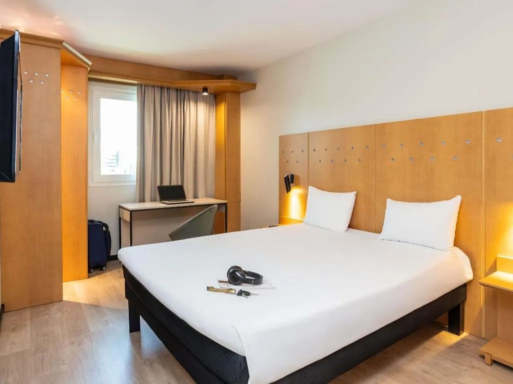 DOUBLE STANDARD Room, Ibis Madrid Alcala H Garena, Madrid