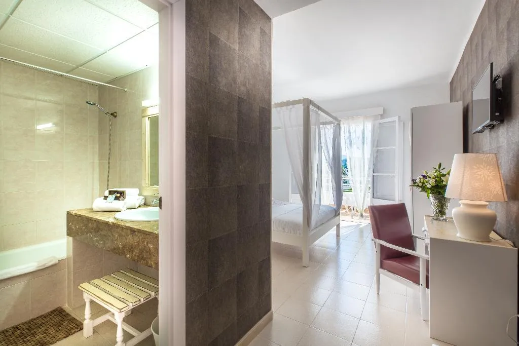 Double or Twin SEA VIEW WITH BALCONY Room, Bella Colina I Vintage Hotel 1953, Majorca