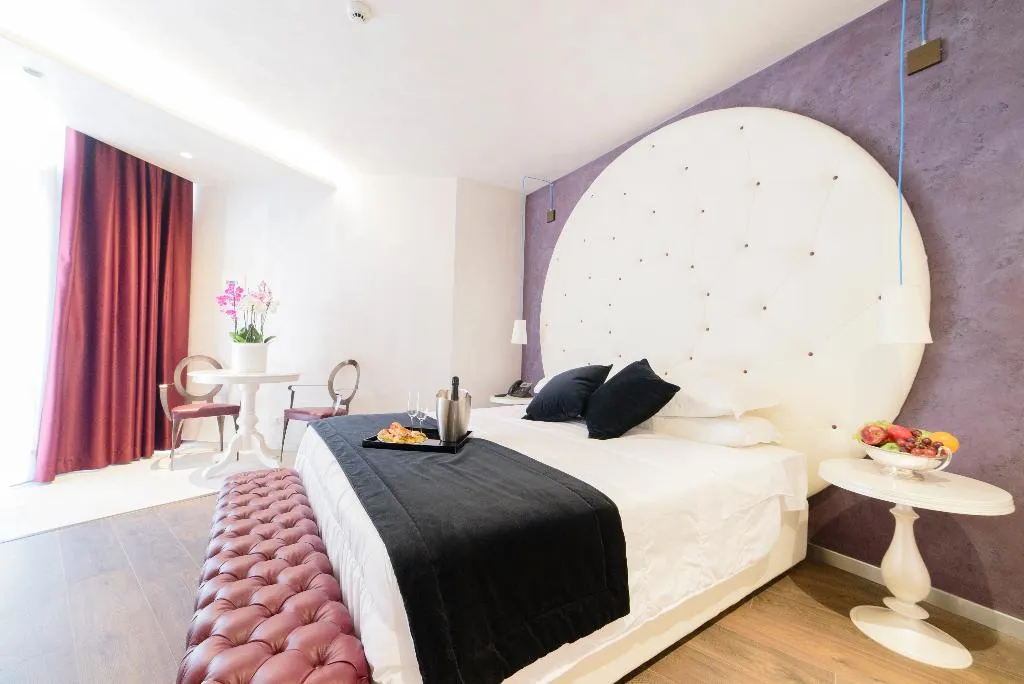 DOUBLE SUPERIOR Room, Vespasiano, Rome